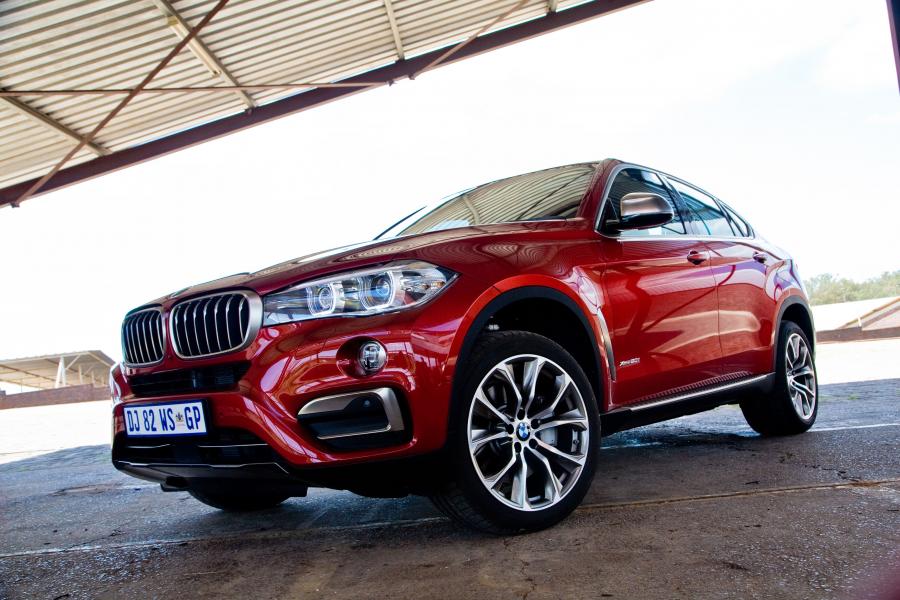  BMW X6 xDrive5.0i 2015 года  (ZA) (фото 3 из 30)